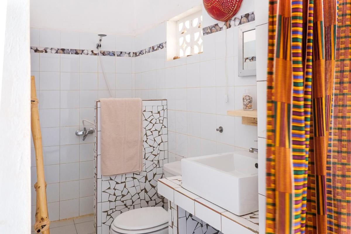 Keur Dofie Bed & Breakfast Toubab Dialaw Ngoại thất bức ảnh