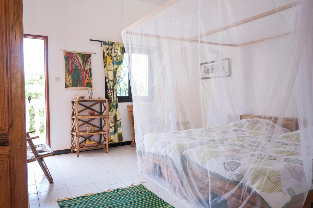 Keur Dofie Bed & Breakfast Toubab Dialaw Ngoại thất bức ảnh