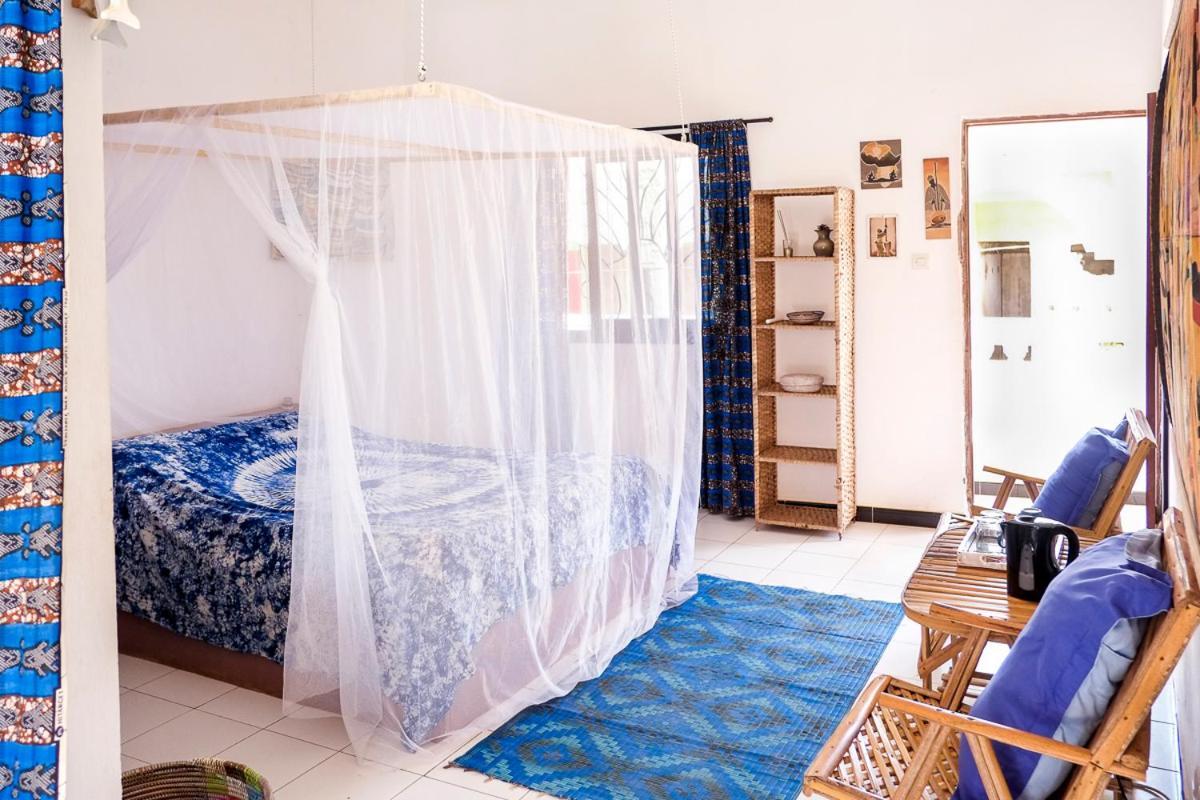 Keur Dofie Bed & Breakfast Toubab Dialaw Ngoại thất bức ảnh
